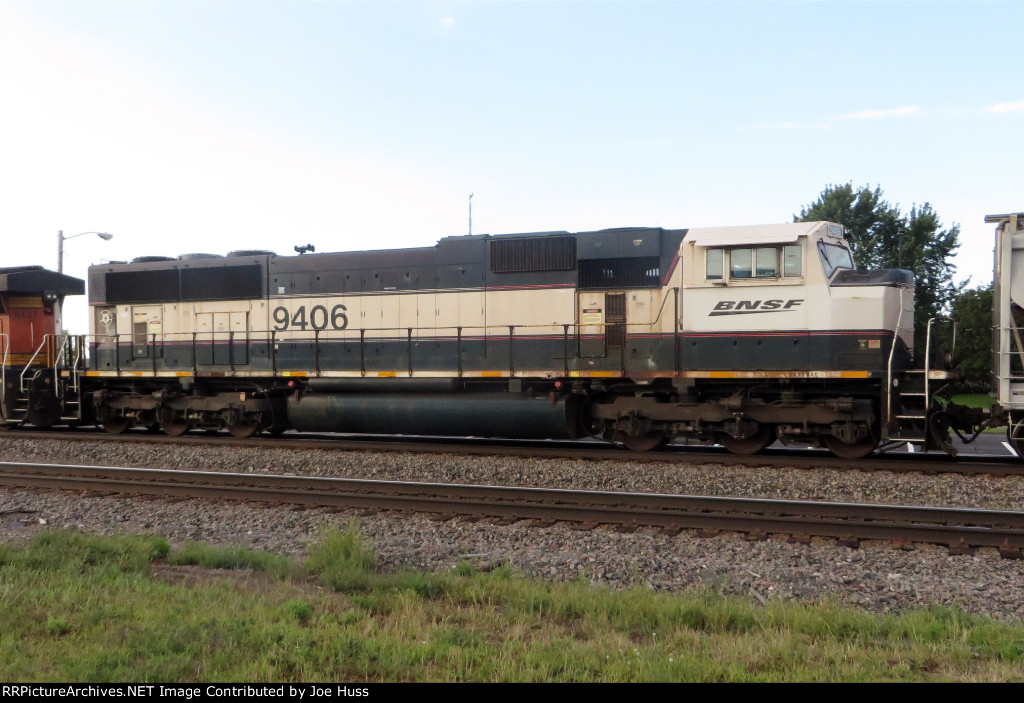 BNSF 9406